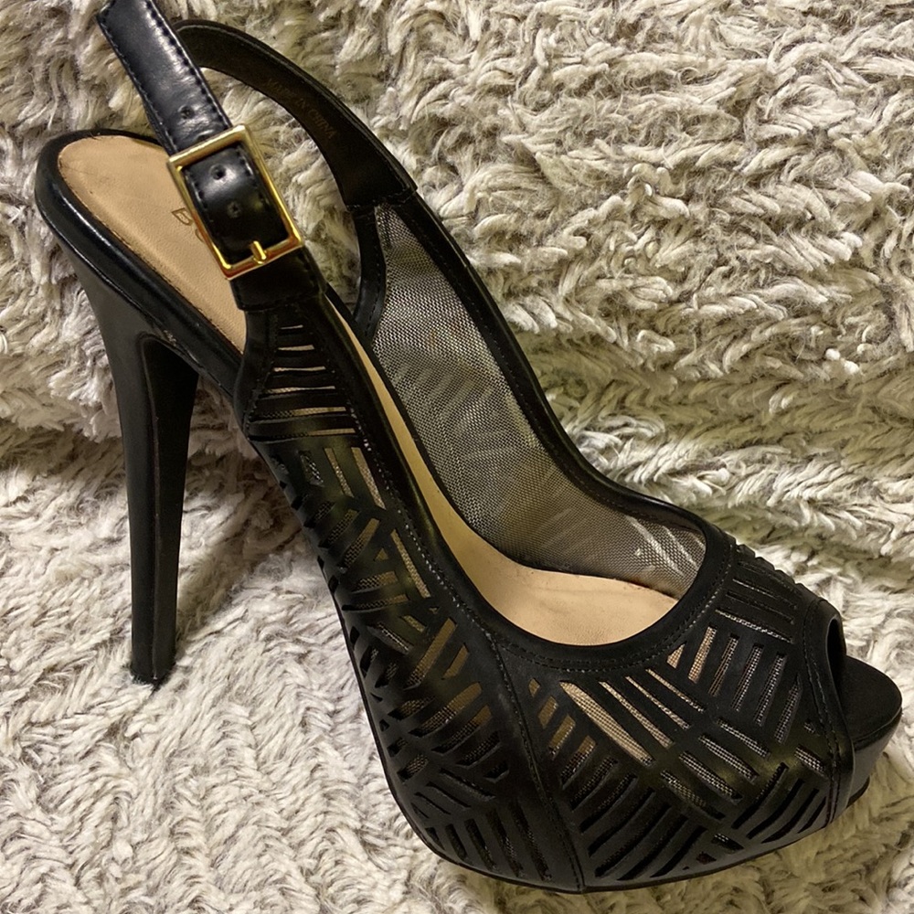 BCBG pumps
